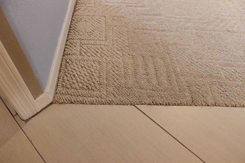 Carpet To Tile Transition Repair, Carpet To Ceramic Tile Transition Strip